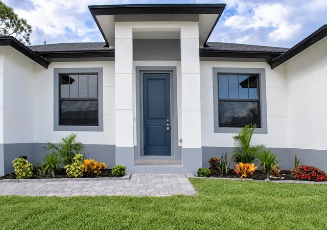 Photo 3 of Single family home for sale at 15633 Lakeland Cir, Port Charlotte, FL 33981 | MLS# B26069439 | Listing updated on 2026-10-01