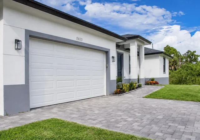 Photo 3 of Single family home for sale at 15633 Lakeland Cir, Port Charlotte, FL 33981 | MLS# B26069439 | Listing updated on 2026-10-01