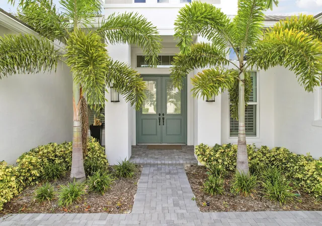 Photo 3 of Single family home for sale at 15187 Wildwood Cir, Westlake, FL 33470 | MLS# B26069433 | Listing updated on 2026-09-27