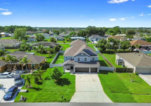 Photo 3 of Single family home for sale at 412 Sw Dailey Ave, Port St Lucie, FL 34953 | MLS# B26069684 | Listing updated on 2026-09-14