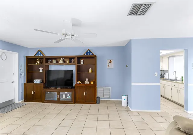 Photo 3 of Single family home for sale at 1103 Siesta Ave, Boynton Beach, FL 33426 | MLS# B26069810 | Listing updated on 2026-09-13