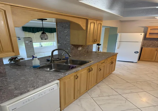 Photo 2 of Single family home for sale at 7250 Nw 8th Ct, Margate, FL 33063 | MLS# B26069848 | Listing updated on 2026-09-14