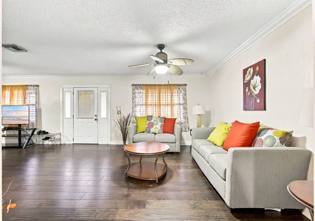 Photo 4 of Single family home for sale at 2730 Fairway Dr, Fort Pierce, FL 34982 | MLS# B26069911 | Listing updated on 2026-09-13