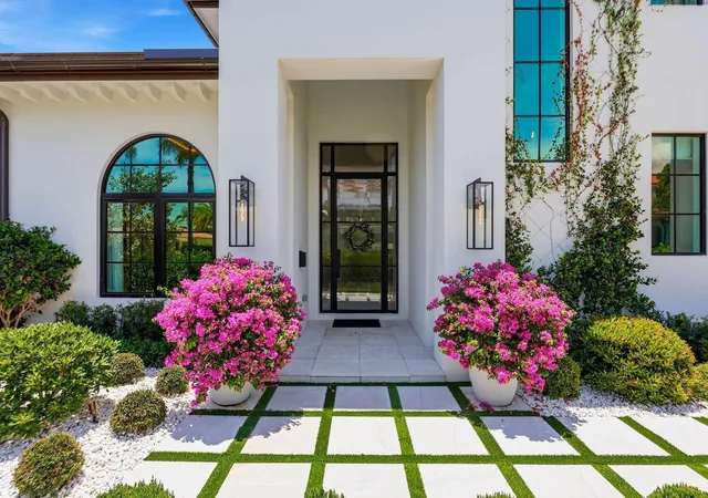 Photo 2 of Single family home for sale at 232 Linda Ln, West Palm Beach, FL 33405 | MLS# B26069980 | Listing updated on 2026-09-23