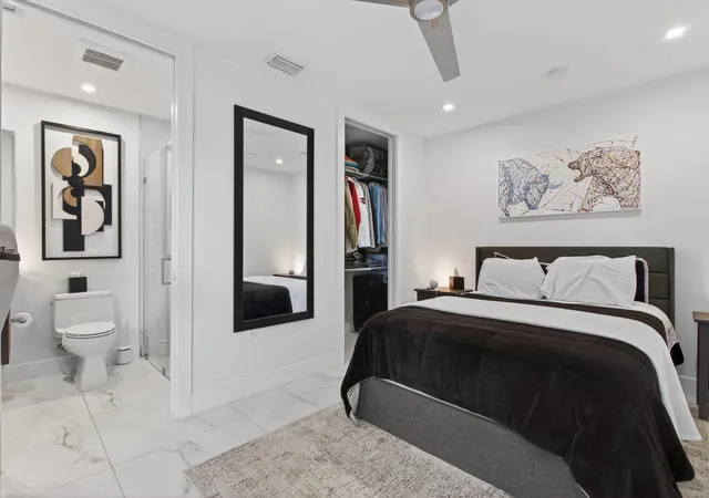 Photo 3 of Townhouse for sale at 1044 N Victoria Park Rd, Fort Lauderdale, FL 33304 | MLS# B26069999 | Listing updated on 2026-09-16