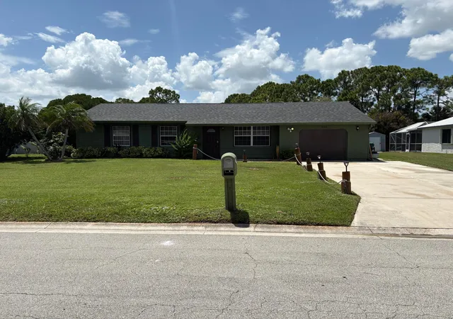 Photo 1 of Single family home for sale at 1422 Se Arenson Ln, Port St Lucie, FL 34952 | MLS# B26070087 | Listing updated on 2026-09-16