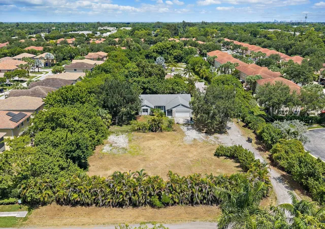 Photo 3 of Single family home for sale at 4833 Nash Trl, Lake Worth, FL 33463 | MLS# B26070101 | Listing updated on 2026-09-15