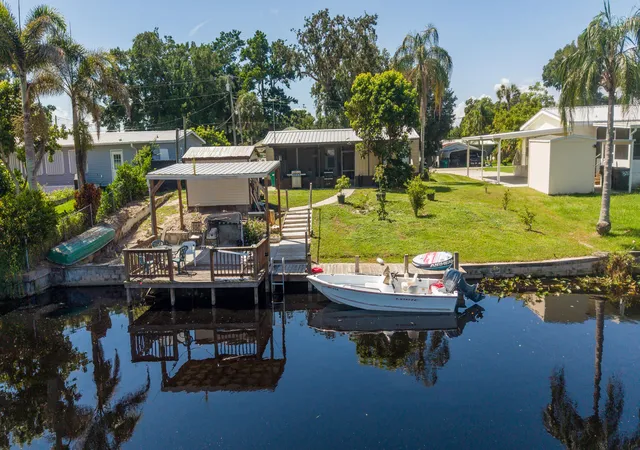 Photo 1 of Manufactured home for sale at 3301 Se 28th St Se, Okeechobee, FL 34974 | MLS# B26070238 | Listing updated on 2026-10-02