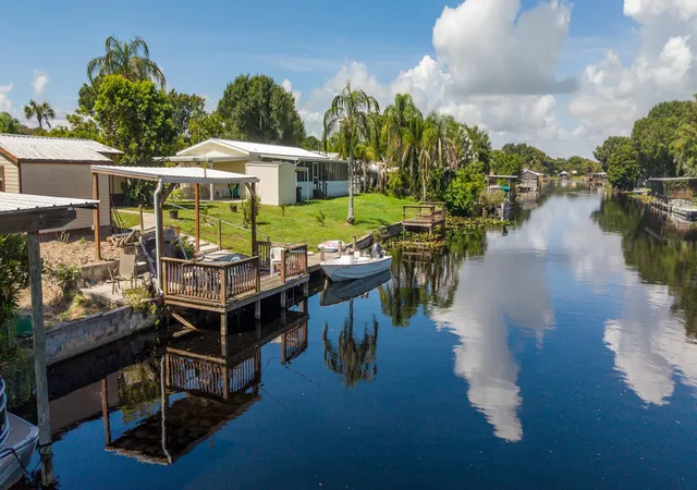Photo 2 of Manufactured home for sale at 3301 Se 28th St Se, Okeechobee, FL 34974 | MLS# B26070238 | Listing updated on 2026-10-02