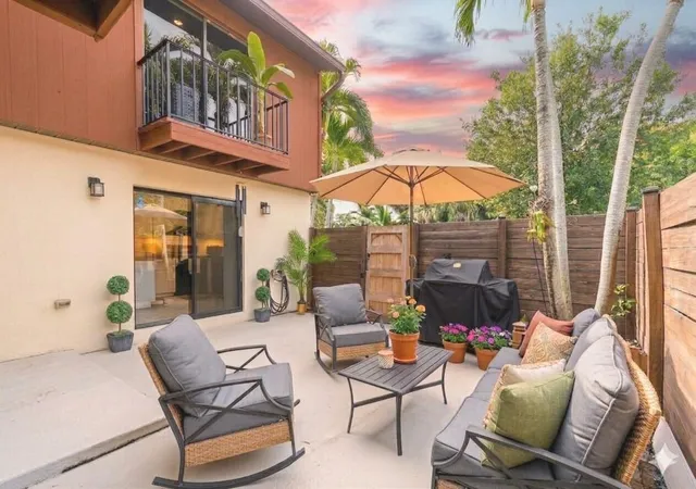 Townhouse for sale at 4340 Lilac St #C, Palm Beach Gardens, FL 33410 | MLS# B26070266