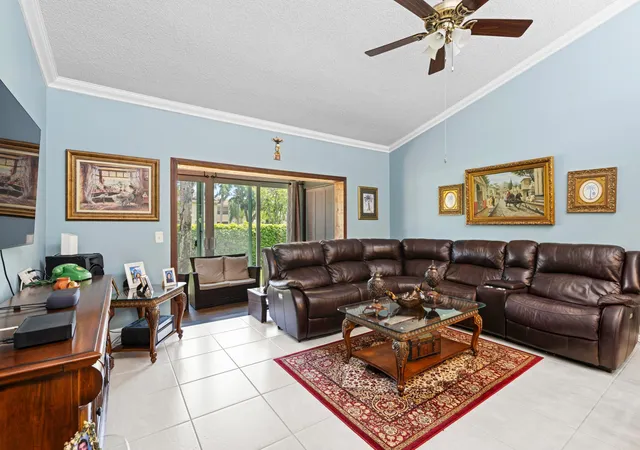 Listing Photo 5 - Condo for sale in building located at 2534 Boundbrook Dr S, West Palm Beach, FL 33406 - Unit #115