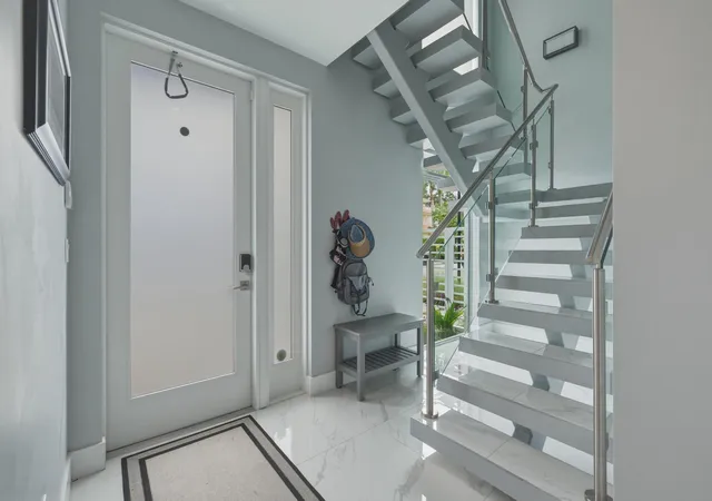 Photo 2 of Townhouse for sale at 5 SE 11th Avenue, Fort Lauderdale, FL 33301 | MLS# B26070417 | Listing updated on 2026-09-15