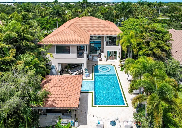 Photo 2 of Mansion for sale at 7976 Canopy Ter, Parkland, FL 33076 | MLS# B26070422 | Listing updated on 2026-09-14
