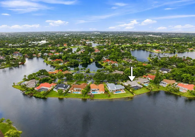 Photo 3 of Sale Pending at 11613 Sunfish Way, Hollywood, FL 33026 | MLS# B26070535 | Listing updated on 2026-09-14