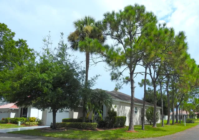 Photo 3 of Single family home for sale at 625 Venetto Ct, Port Saint Lucie, FL 34986 | MLS# B26070568 | Listing updated on 2026-09-15