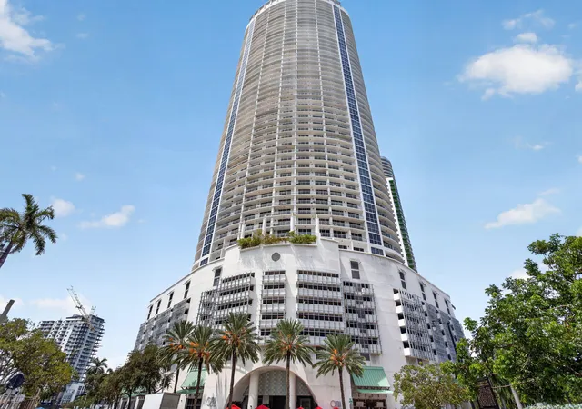Photo 1 of Condo for sale at 1750 N Bayshore Dr #4109, Miami, FL 33132 | MLS# B26070585 | Listing updated on 2026-09-14
