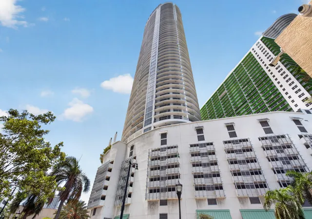 Photo 2 of Condo for sale at 1750 N Bayshore Dr #4109, Miami, FL 33132 | MLS# B26070585 | Listing updated on 2026-09-14