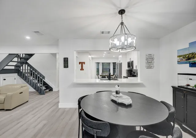 Photo 4 of Townhouse for sale at 665 Deer Crk N Shore Dr, Deerfield Beach, FL 33442 | MLS# B26070694 | Listing updated on 2026-10-06
