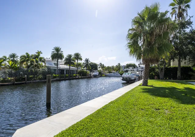 Photo 2 of Single family home for sale at 3111 Ne 55th Street, Fort Lauderdale, FL 33308 | MLS# B26070717 | Listing updated on 2026-09-16