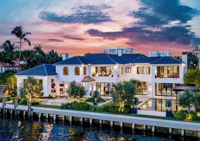 Photo 1 of Mansion for sale at 2401 Spanish River Rd, Boca Raton, FL 33432 | MLS# B26070758 | Listing updated on 2026-09-16