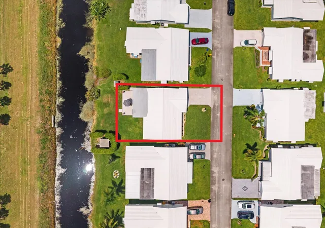 Photo 4 of Single family home for sale at 2390 SW 14th Avenue, Boynton Beach, FL 33426 | MLS# B26070763 | Listing updated on 2026-09-14
