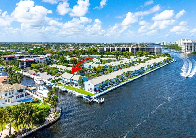 Photo 1 of Townhouse for sale at 966 Jeffery St, Boca Raton, FL 33487 | MLS# B26070789 | Listing updated on 2026-09-15