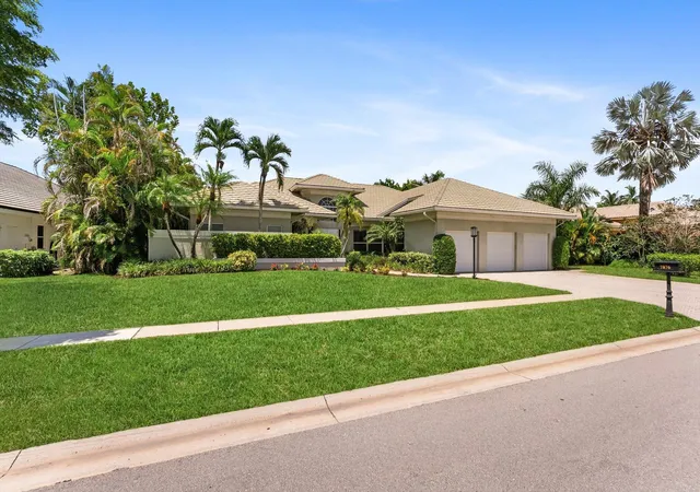Photo 3 of Single family home for sale at 7876 Mandarin Dr, Boca Raton, FL 33433 | MLS# B26070793 | Listing updated on 2026-09-14