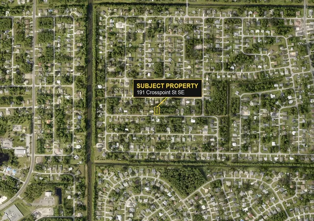 Photo 4 of Sale Pending at 191 Crosspoint St SE, Palm Bay, FL 32909 | MLS# B26070808 | Listing updated on 2026-09-15