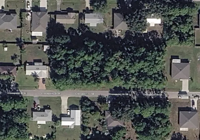 Photo 2 of Sale Pending at 201 Crosspoint St Se, Palm Bay, FL 32909 | MLS# B26070836 | Listing updated on 2026-09-15
