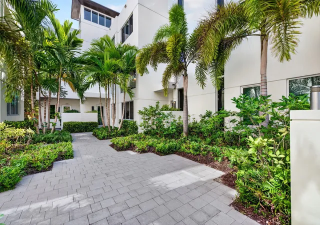 Photo 3 of Townhouse for sale at 244 Garden Ct, Lauderdale By The Sea, FL 33308 | MLS# B26070852 | Listing updated on 2026-09-15