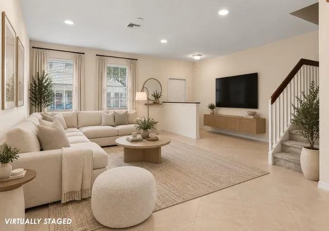 Photo 4 of Townhouse for sale at 118 Seagrape Dr #107, Jupiter, FL 33458 | MLS# B26070894 | Listing updated on 2026-09-14