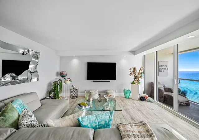 Photo 3 of Condo for sale at 2800 S Ocean Blvd #17L, Boca Raton, FL 33432 | MLS# B26070962 | Listing updated on 2026-09-14