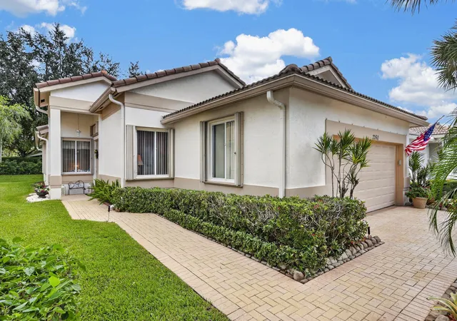 Photo 4 of Single family home for sale at 2260 Sapphire Cir, West Palm Beach, FL 33411 | MLS# B26070973 | Listing updated on 2026-09-14
