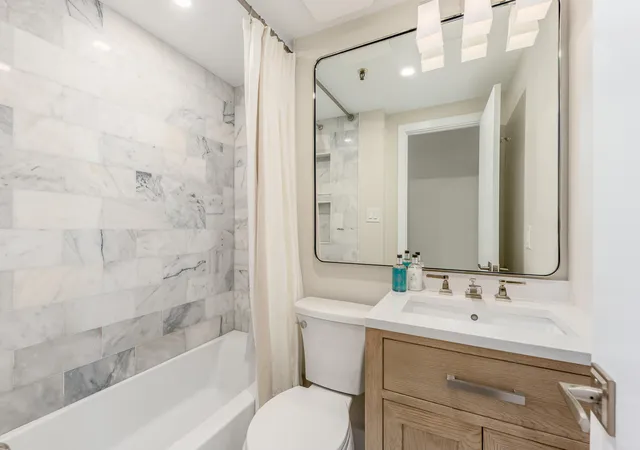 Photo 3 of Condo for sale at 235 Sunrise Ave #2211, Palm Beach, FL 33480 | MLS# B26070990 | Listing updated on 2026-10-01
