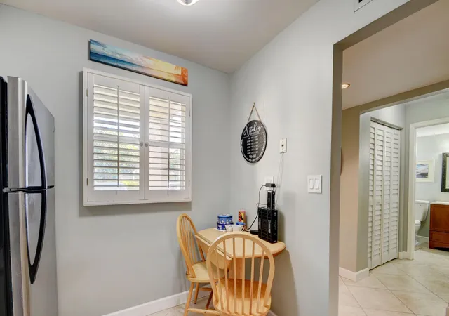 Listing Photo 5 - Condo for sale in building located at 2700 Fiore Wy, Delray Beach, FL 33445 - Unit #106