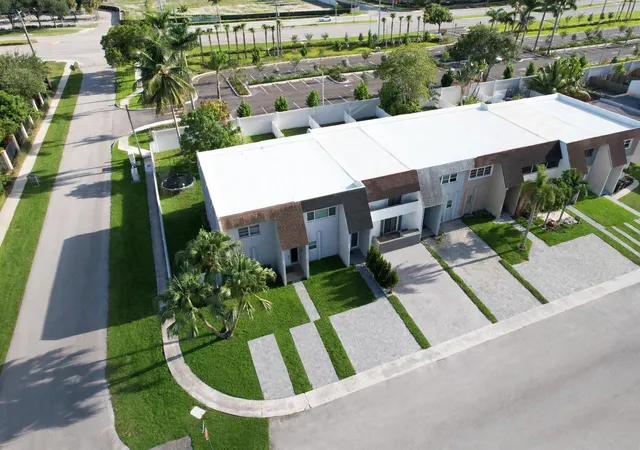 Photo 1 of Townhouse for sale at 9054 Nw 35th Place, Sunrise, FL 33351 | MLS# B26071058 | Listing updated on 2026-09-23