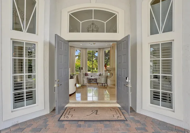 Photo 4 of Single family home for sale at 12945 Stonebrook Dr, Davie, FL 33330 | MLS# B26071111 | Listing updated on 2026-09-16