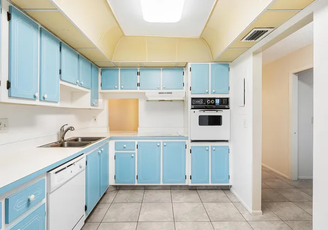 Photo 4 of House for sale at 5725 Fernley Dr E #47, West Palm Beach, FL 33415 | MLS# B26071194 | Listing updated on 2026-09-13