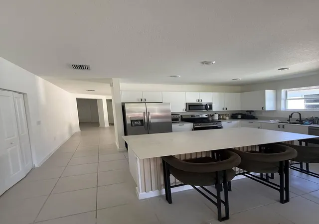 Photo 4 of Single family home for sale at 2402 SE 30th Street, Homestead, FL | MLS# B26071275 | Listing updated on 2026-10-04
