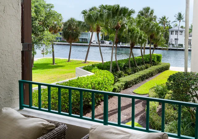 Photo 3 of Condo for sale at 100 Se 5th Avenue #202, Boca Raton, FL 33432 | MLS# B26071287 | Listing updated on 2026-09-14