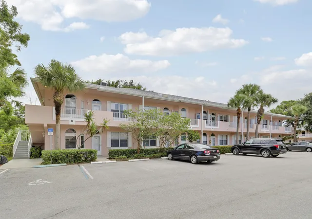 Photo 2 of Condo for sale at 18081 Se Country Clb Dr #37-361, Jupiter, FL 33469 | MLS# B26071488 | Listing updated on 2026-09-16