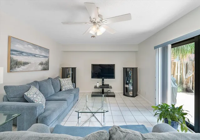 Photo 1 of Townhouse for sale at 702 Nw 98th Circle, Plantation, FL 33324 | MLS# B26071495 | Listing updated on 2026-09-16