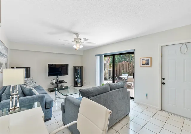 Photo 3 of Townhouse for sale at 702 NW 98th Circle, Plantation, FL 33324 | MLS# B26071495 | Listing updated on 2026-09-16