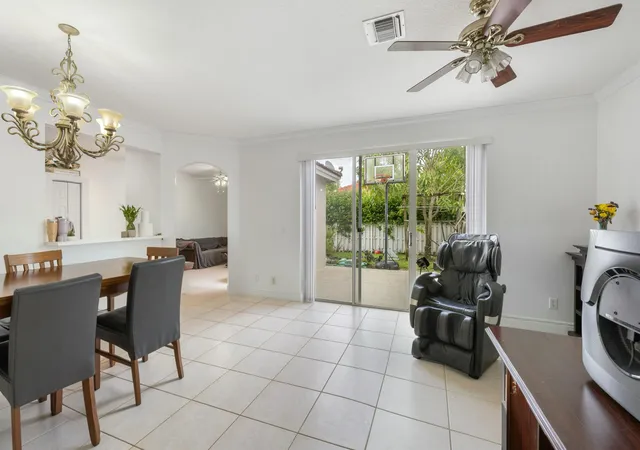 Photo 4 of Townhouse for sale at 831 NW 130th Avenue, Pembroke Pines, FL 33028 | MLS# B26071626 | Listing updated on 2026-09-15