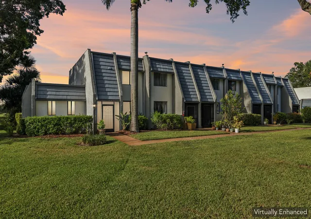 Photo 3 of Townhouse for sale at 4788 Esedra Ct, Lake Worth, FL 33467 | MLS# B26071726 | Listing updated on 2026-09-15