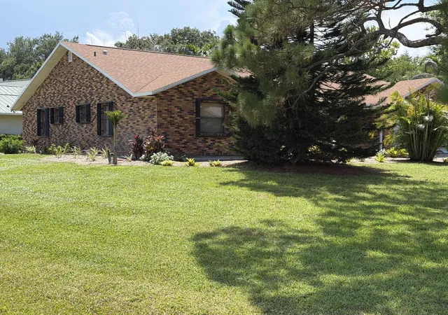 Photo 3 of Single family home for sale at 601 Strait Ave, Sebastian, FL 32958 | MLS# B26071750 | Listing updated on 2026-09-15