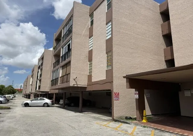 Photo 3 of Condo for sale at 1900 W 68th Street #D101, Hialeah, FL 33014 | MLS# B26071910 | Listing updated on 2026-09-14