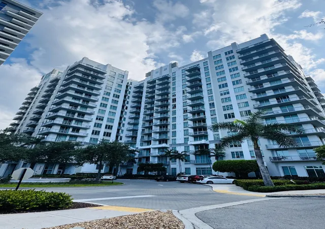 Photo 1 of Condo for sale at 300 S Australian Ave #702, West Palm Beach, FL 33401 | MLS# B26072023 | Listing updated on 2026-09-14