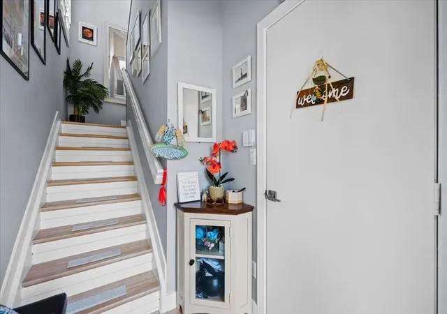 Listing Photo 4 - Condo for sale in building located at 113 Lighthouse Cir, Tequesta, FL 33469 - Unit #C