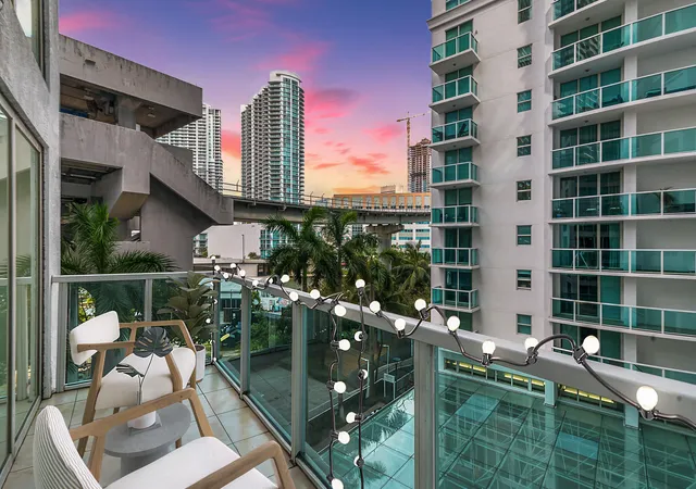 Photo 3 of Condo for sale at 41 Se 5th Street #417, Miami, FL 33131 | MLS# B26072098 | Listing updated on 2026-09-14